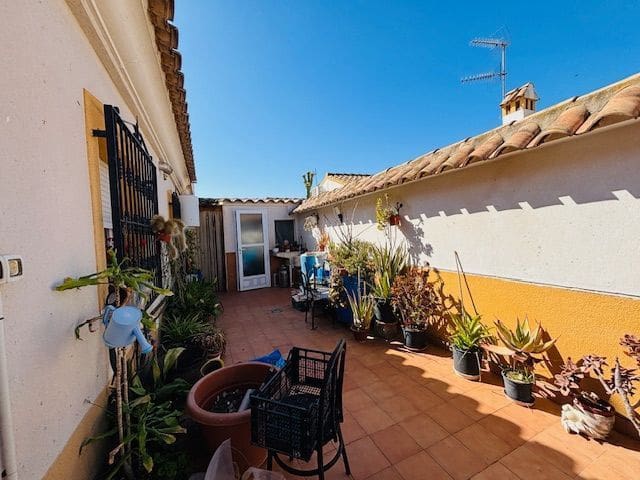 3 slaapkamer Villa te koop in Pulpi met garage - € 270.000 (Ref: 9828293)