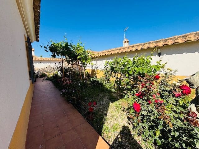 3 slaapkamer Villa te koop in Pulpi met garage - € 270.000 (Ref: 9828293)