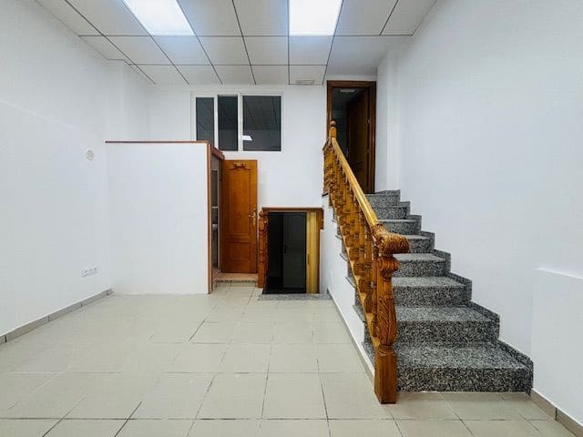 Commercial for rent in Aguilas - € 350 (Ref: 9835248)