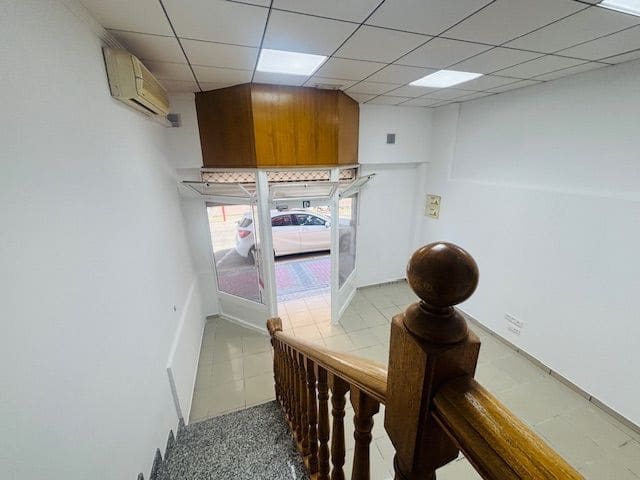 Commercial for rent in Aguilas - € 350 (Ref: 9835248)