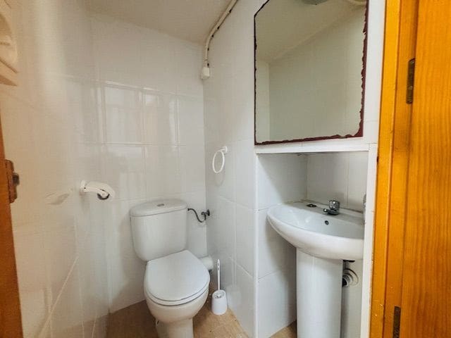 Komercyjne do wynajęcia w Casco Antiguo, Aguilas - 350 € (Ref: 9835248)