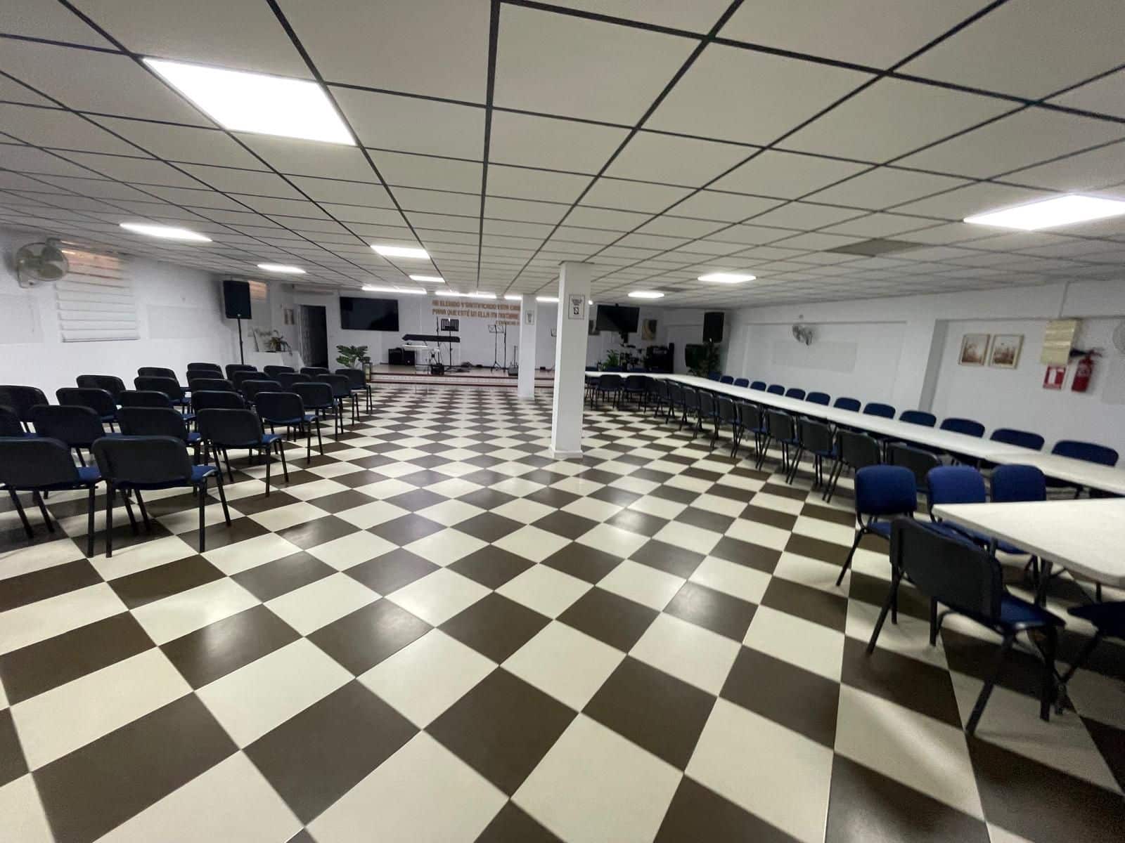 Commercial for sale in Aguilas - € 180,000 (Ref: 9849033)