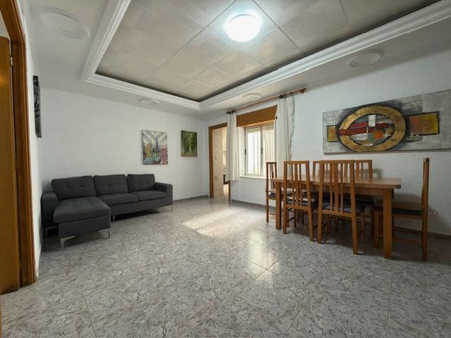 4 bedroom Flat for sale in Aguilas - € 135,000 (Ref: 9877926)