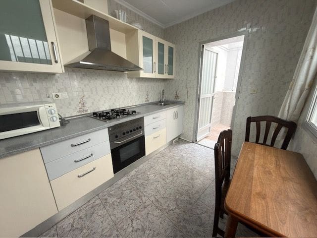 4 bedroom Flat for sale in Aguilas - € 135,000 (Ref: 9877926)
