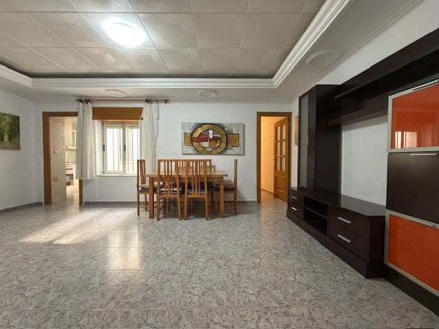4 bedroom Flat for sale in Aguilas - € 135,000 (Ref: 9877926)