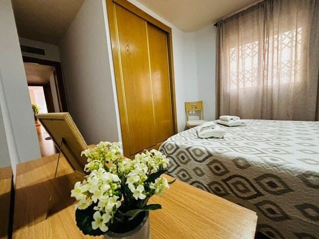 2 soverom Leilighet til leie i Aguilas - € 1 500 (Ref: 9877927)