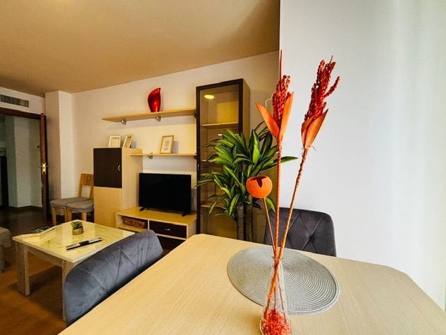 2 soverom Leilighet til leie i Aguilas - € 1 500 (Ref: 9877927)