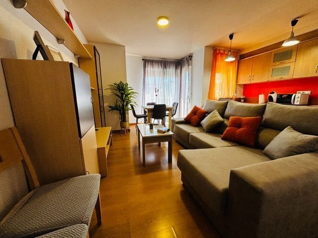 2 soverom Leilighet til leie i Aguilas - € 1 500 (Ref: 9877927)