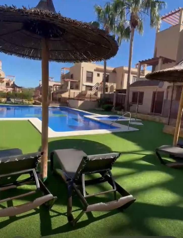 2 soveværelse Lejlighed til salg i Los Collados med swimmingpool - € 145.000 (Ref: 9880599)