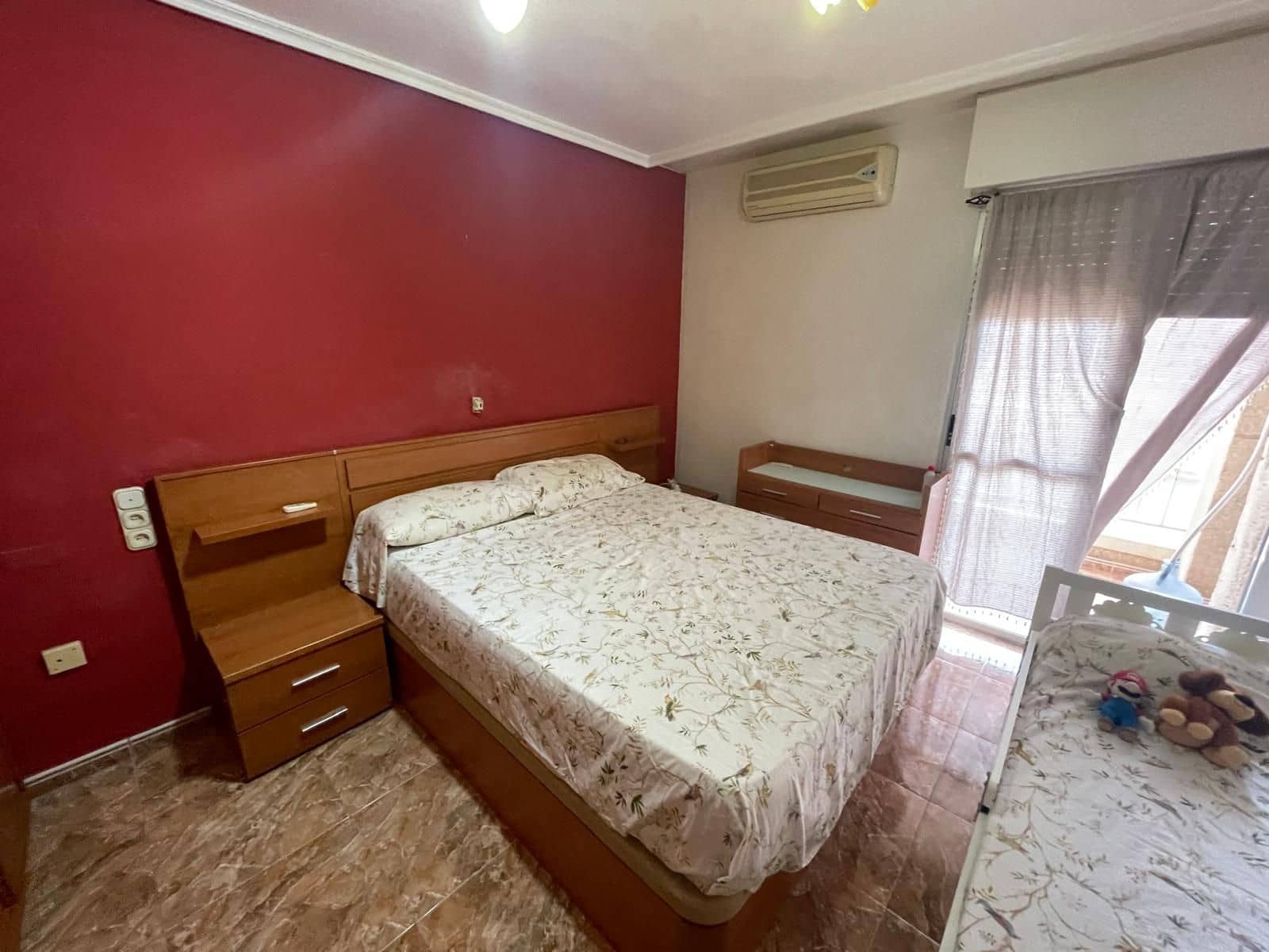 Piso de 4 habitaciones en Aguilas en venta - 134.900 € (Ref: 9906829)