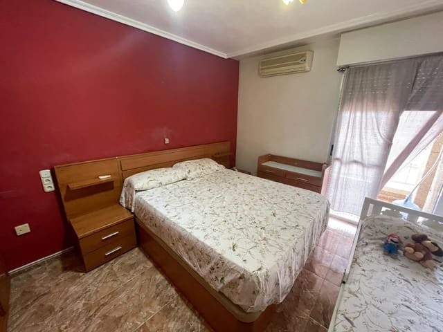 Piso de 4 habitaciones en Casco Antiguo, Aguilas en venta - 134.900 € (Ref: 9906829)
