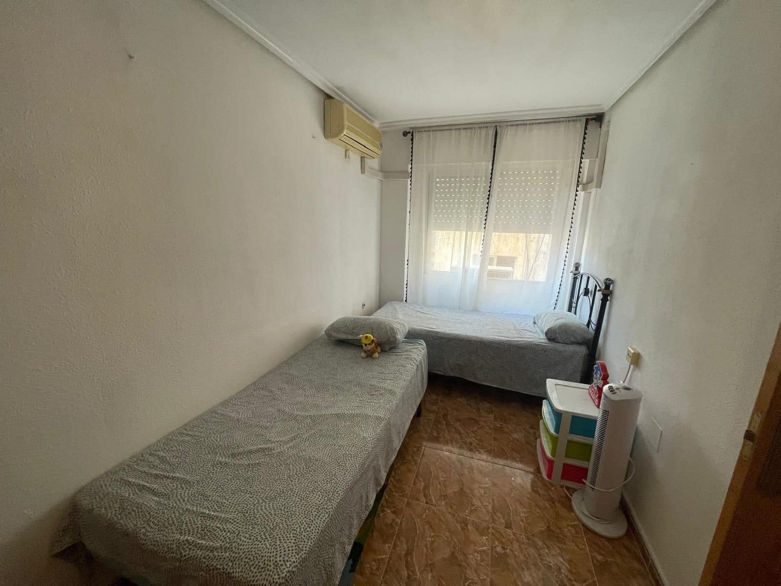 Piso de 4 habitaciones en Aguilas en venta - 134.900 € (Ref: 9906829)