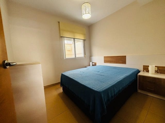 4 slaapkamer Halfvrijstaande villa te koop in Aguilas met garage - € 410.000 (Ref: 9910044)