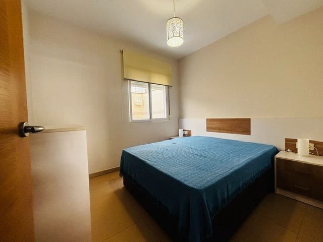4 slaapkamer Halfvrijstaande villa te koop in Aguilas met garage - € 410.000 (Ref: 9910044)