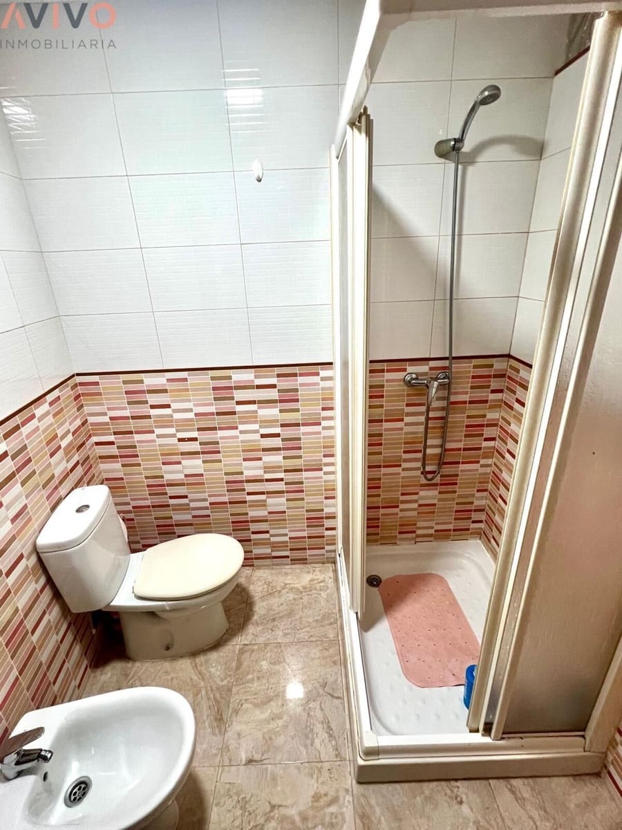 2 bedroom Commercial for sale in Aguilas with garage - € 95,000 (Ref: 9921701)
