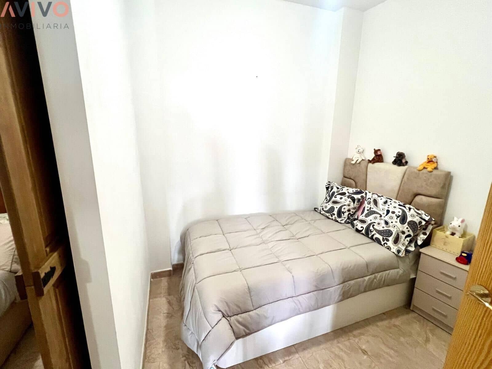 2 bedroom Commercial for sale in Aguilas with garage - € 95,000 (Ref: 9921701)