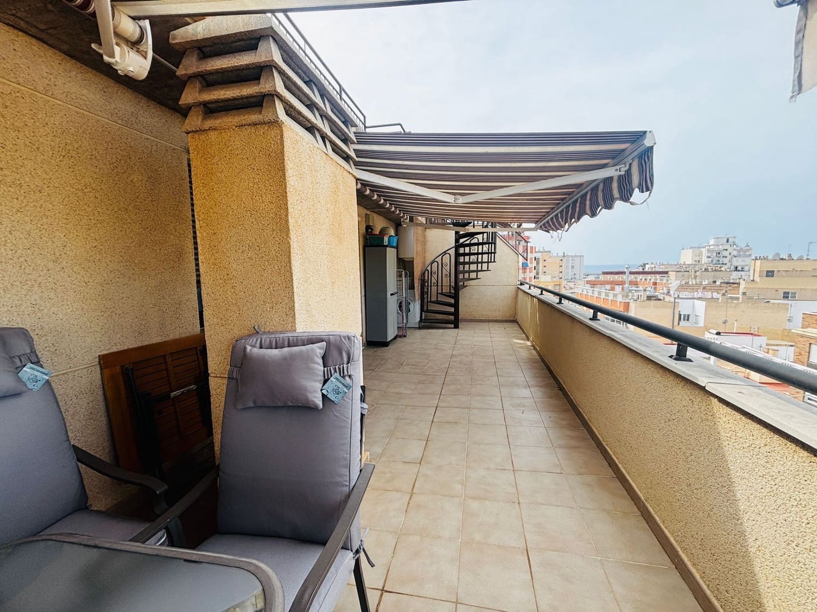 2 bedroom Apartment for rent in Aguilas with pool garage - € 700 (Ref: 9928747)