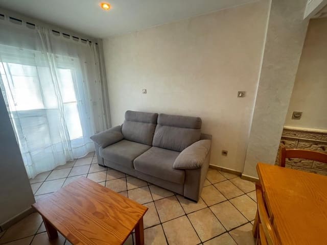 2 sovrum Lägenhet till salu i Casco Antiguo, Aguilas - 150 000 € (Ref: 9951038)