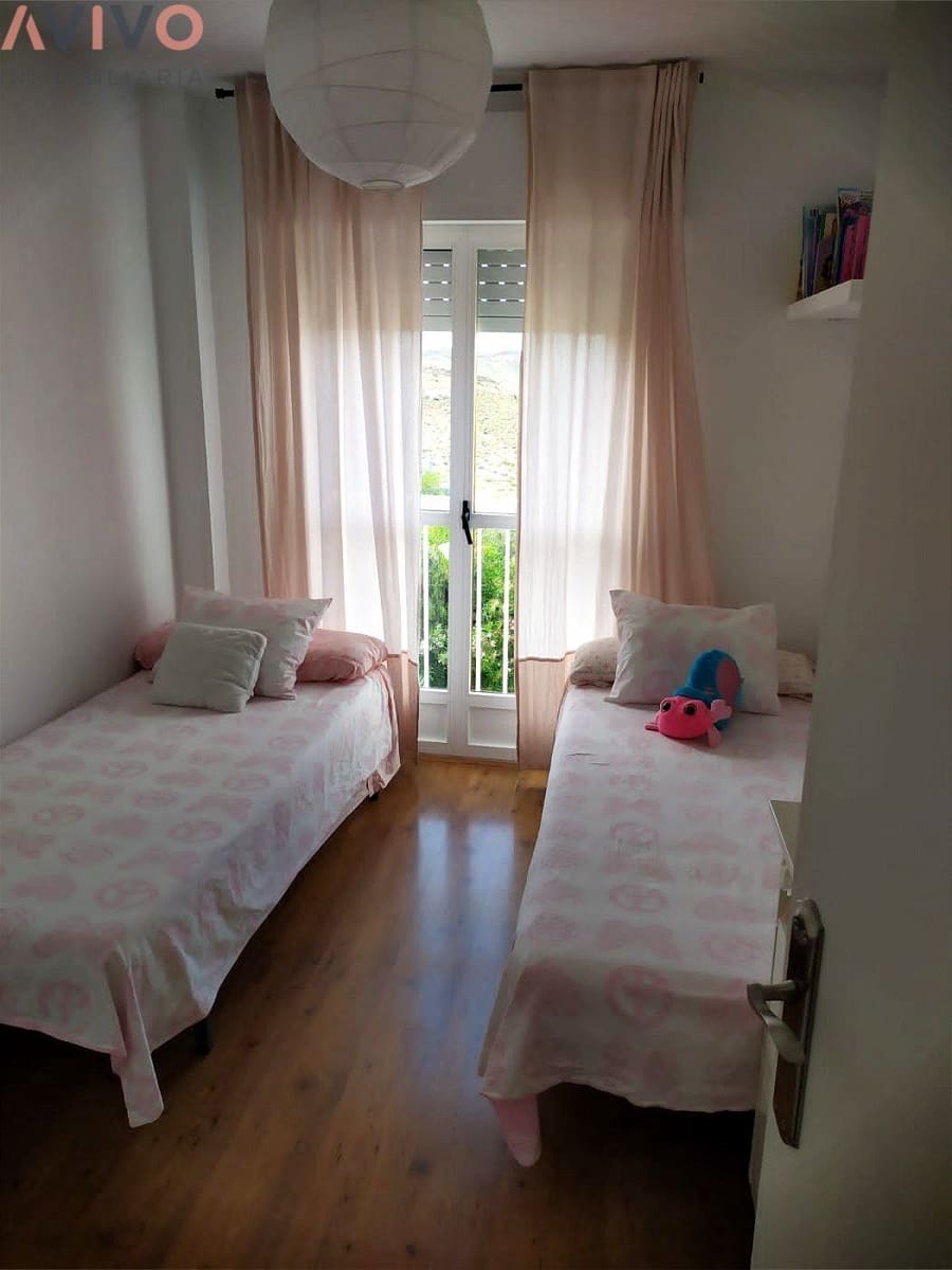 Apartamento de 2 habitaciones en Aguilas en venta con garaje - 135.000 € (Ref: 9966135)