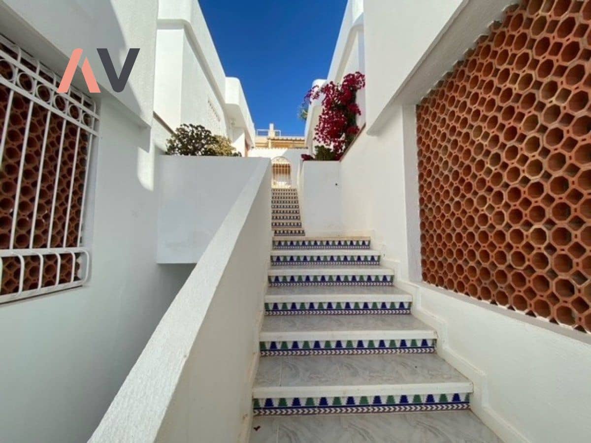 Apartamento de 2 habitaciones en Aguilas en venta con garaje - 135.000 € (Ref: 9966135)