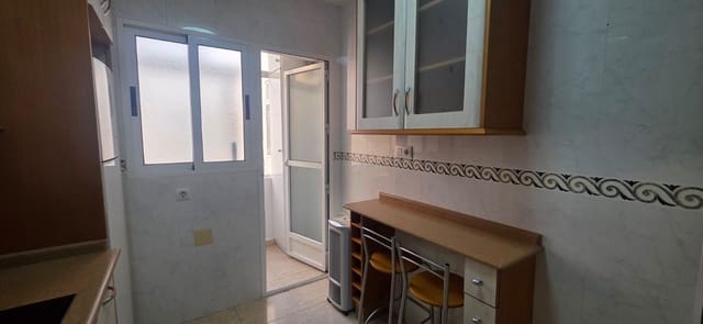 4 camera da letto Appartamento da affittare in Casco Antiguo, Aguilas con garage - 700 € (Rif: 9972857)