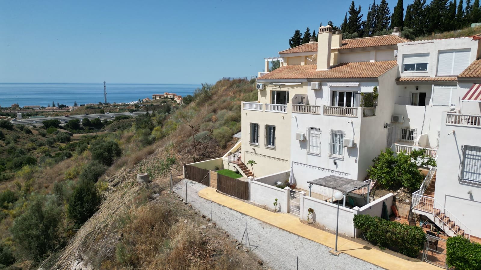 3 soverom Kjedet enebolig til salgs i Rincon de la Victoria - € 445 000 (Ref: 9108025)