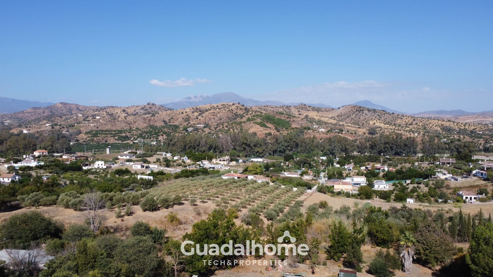 2 soveværelse Finca/Landehus til salg i Coin - € 120.000 (Ref: 9406751)