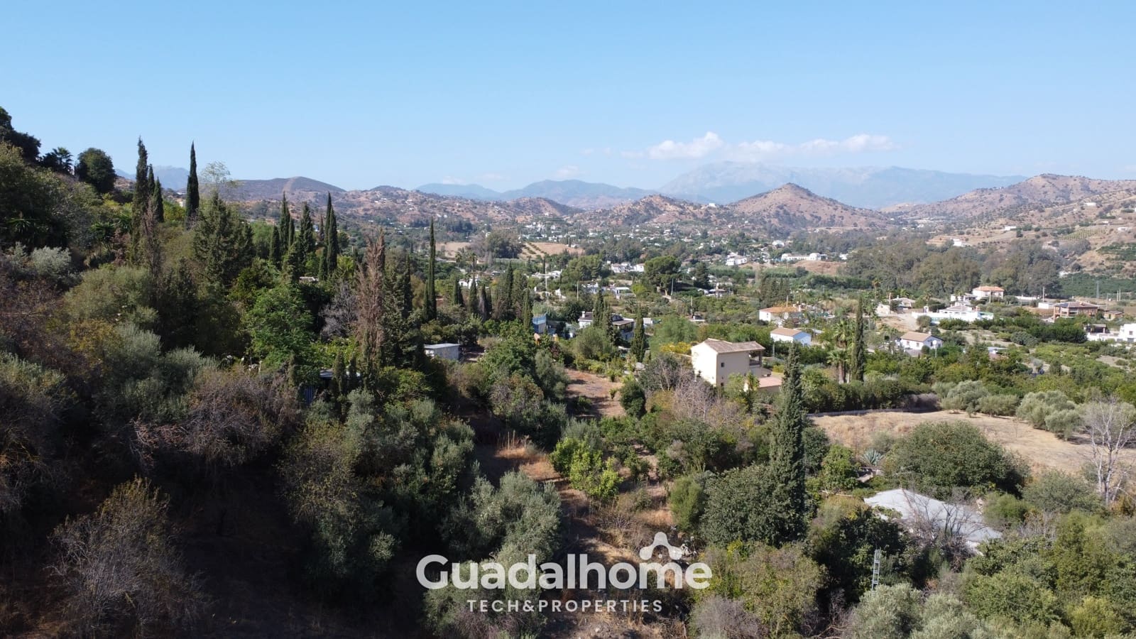 2 soveværelse Finca/Landehus til salg i Coin - € 120.000 (Ref: 9406751)