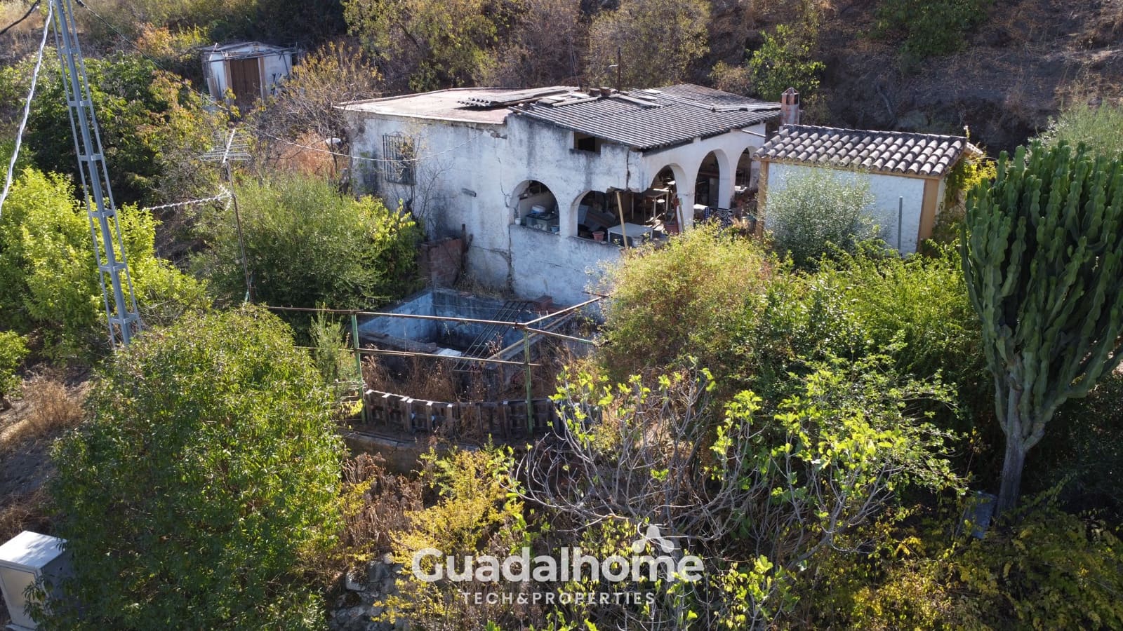 2 soveværelse Finca/Landehus til salg i Coin - € 120.000 (Ref: 9406751)