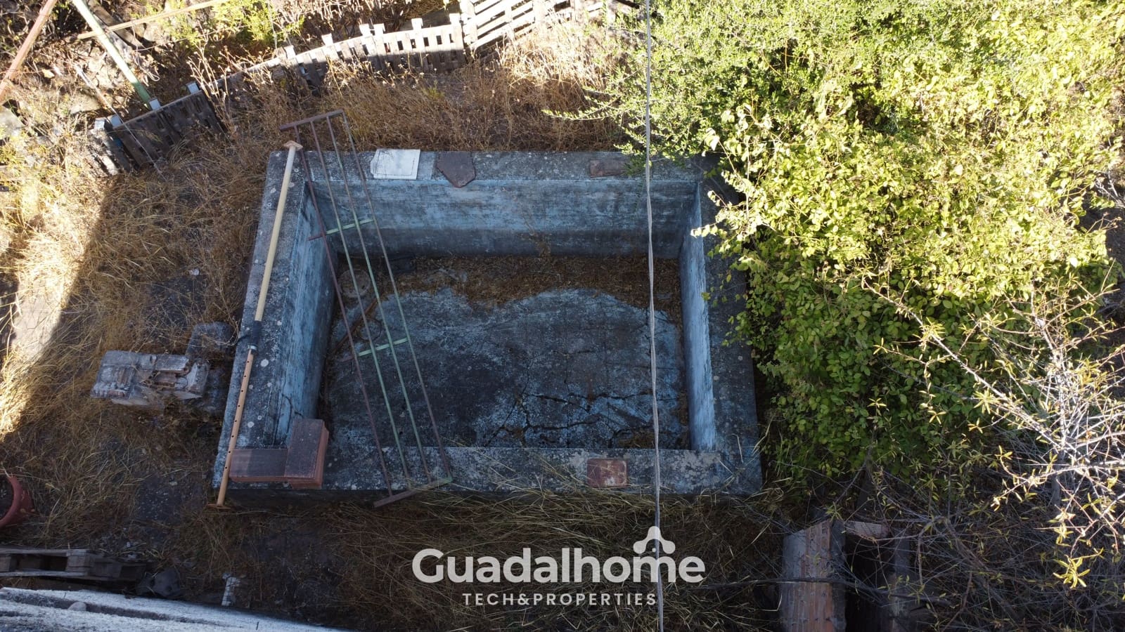 2 soveværelse Finca/Landehus til salg i Coin - € 120.000 (Ref: 9406751)