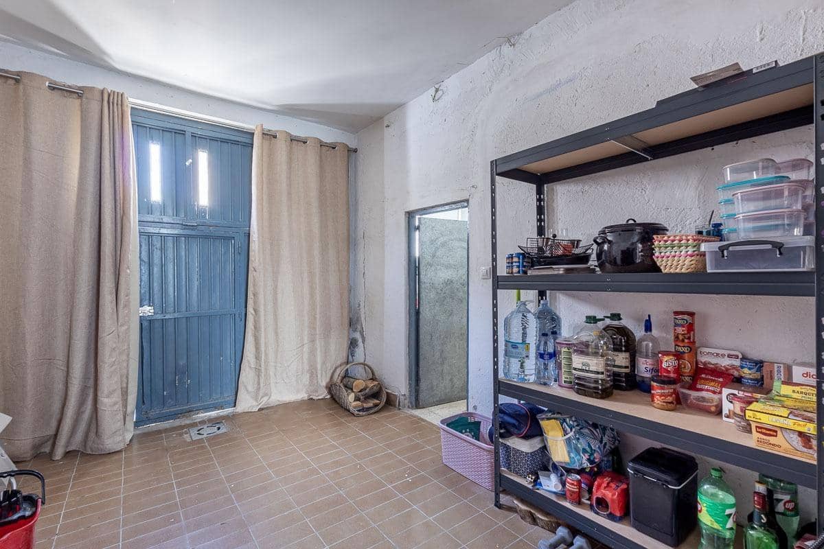 5 camera da letto Villa in vendita in Moclin con garage - 135.000 € (Rif: 10013065)