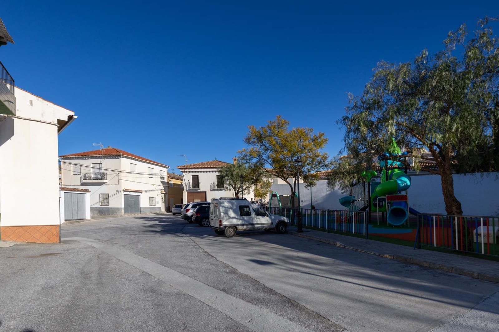 4 makuuhuone Rivitalo myytävänä paikassa Melegis - 93 000 € (Ref: 10022203)