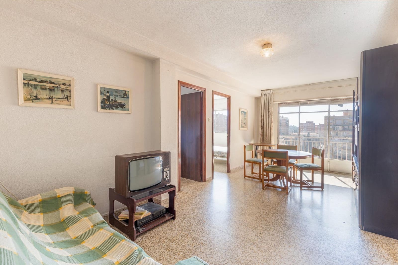 4 makuuhuone Huoneisto myytävänä paikassa Granada kaupunki - 155 000 € (Ref: 10022204)