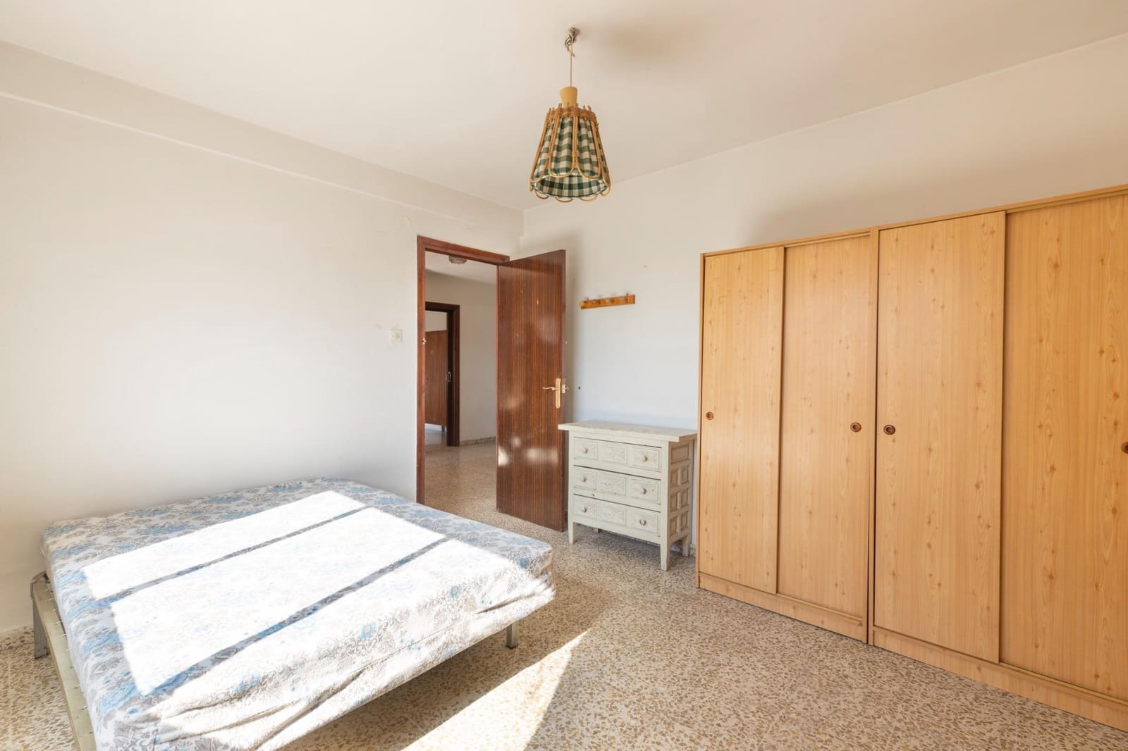 4 makuuhuone Huoneisto myytävänä paikassa Granada kaupunki - 155 000 € (Ref: 10022204)