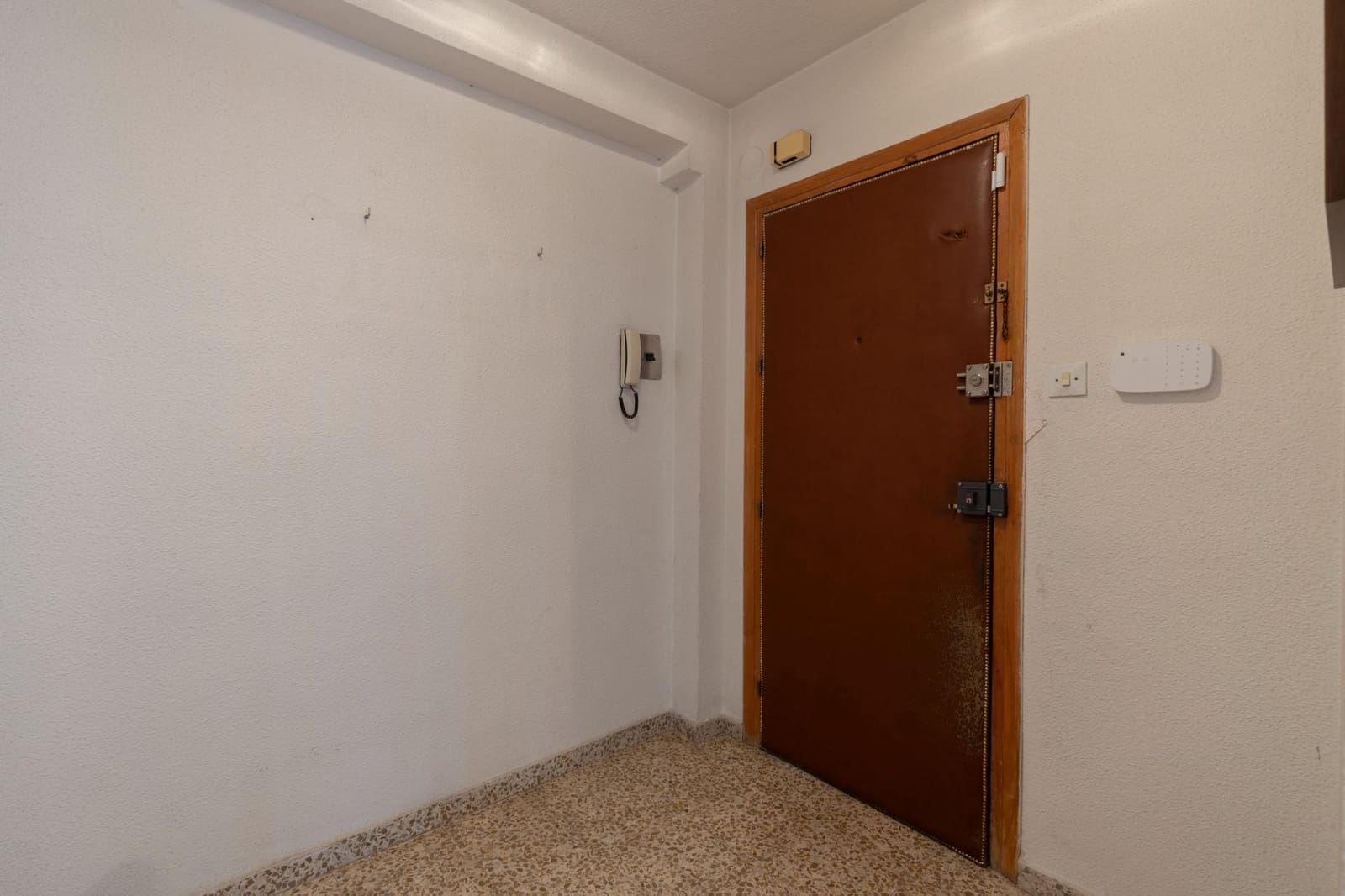 4 makuuhuone Huoneisto myytävänä paikassa Granada kaupunki - 155 000 € (Ref: 10022204)