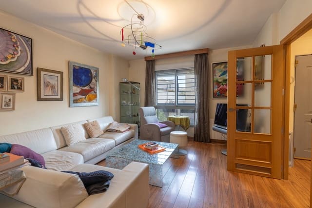 3 Zimmer Reihenhaus zu verkaufen in Centro - Sagrario, Granada Stadt mit Garage - 479.000 € (Ref: 10023797)