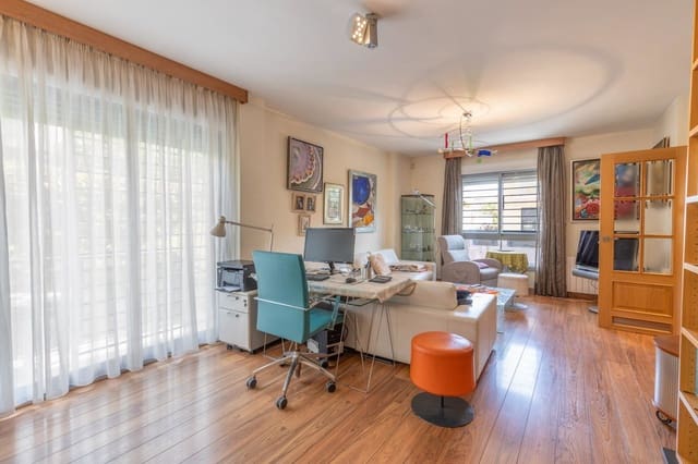 3 Zimmer Reihenhaus zu verkaufen in Centro - Sagrario, Granada Stadt mit Garage - 479.000 € (Ref: 10023797)