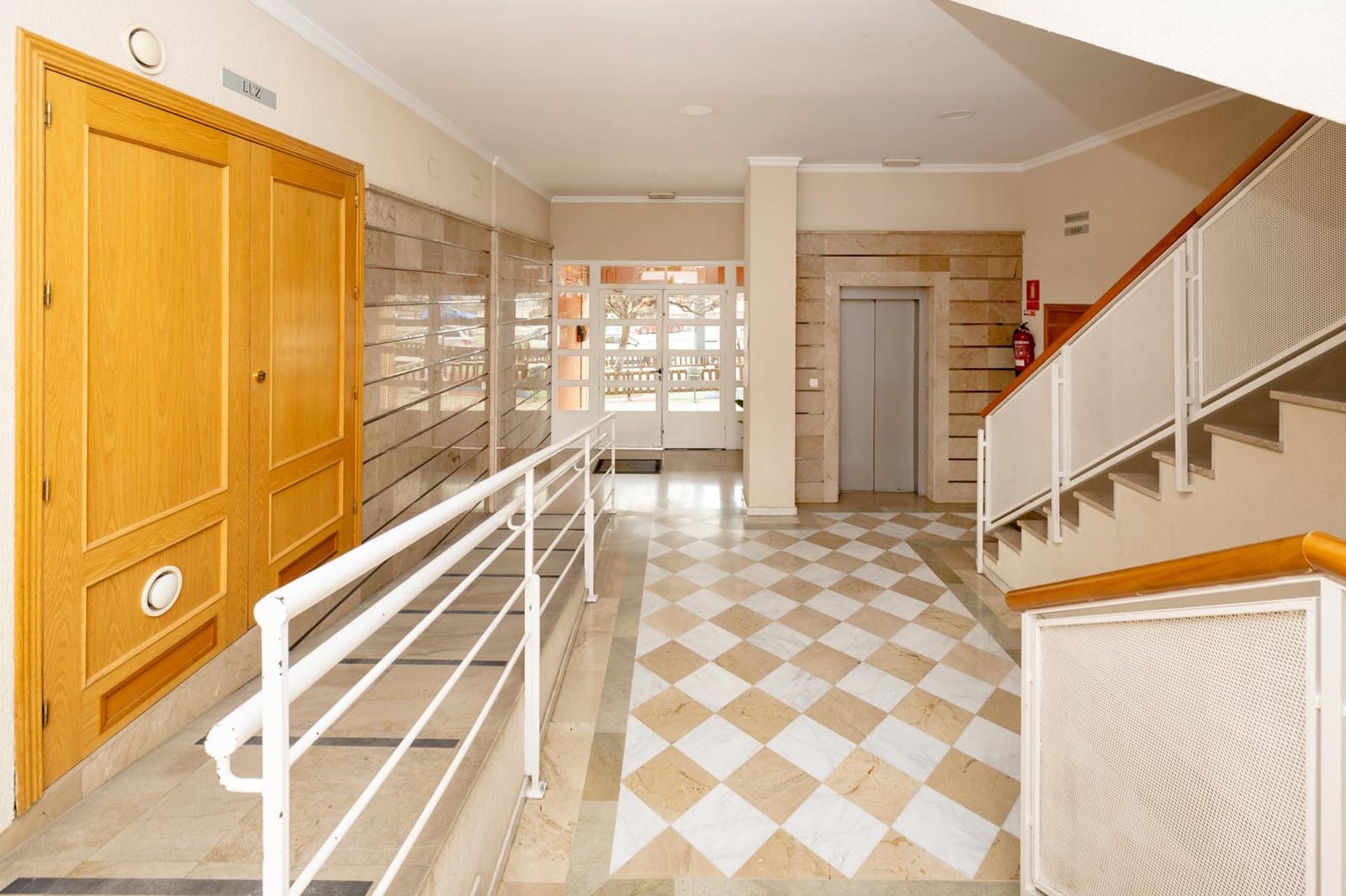 2 chambre Appartement à vendre à Grenade ville avec piscine garage - 289 990 € (Ref: 10023799)