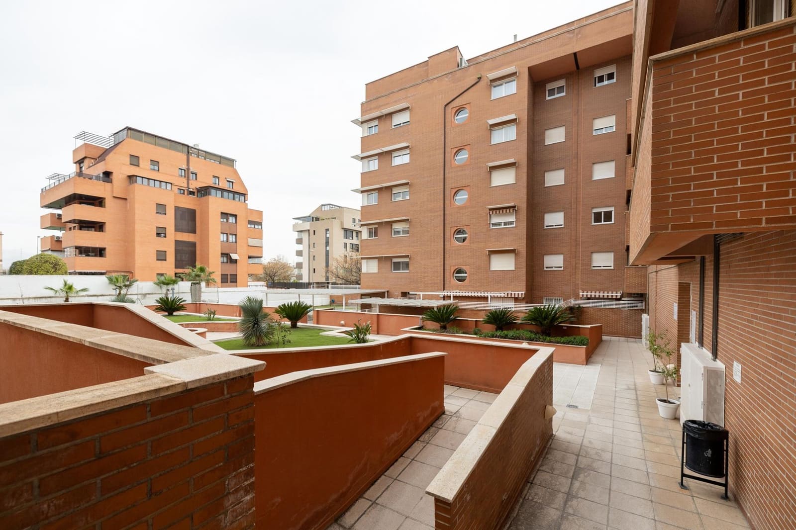 2 chambre Appartement à vendre à Grenade ville avec piscine garage - 289 990 € (Ref: 10023799)