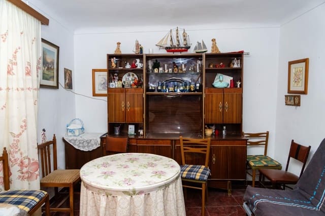 4 Zimmer Villa zu verkaufen in Illora - 58.000 € (Ref: 10027873)