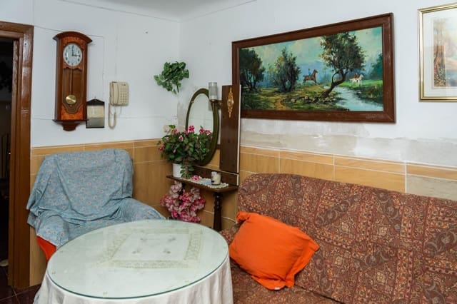 4 Zimmer Villa zu verkaufen in Illora - 58.000 € (Ref: 10027873)