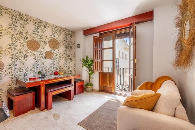 3 bedroom Apartment for sale in Granada city - € 260,000 (Ref: 10033643)