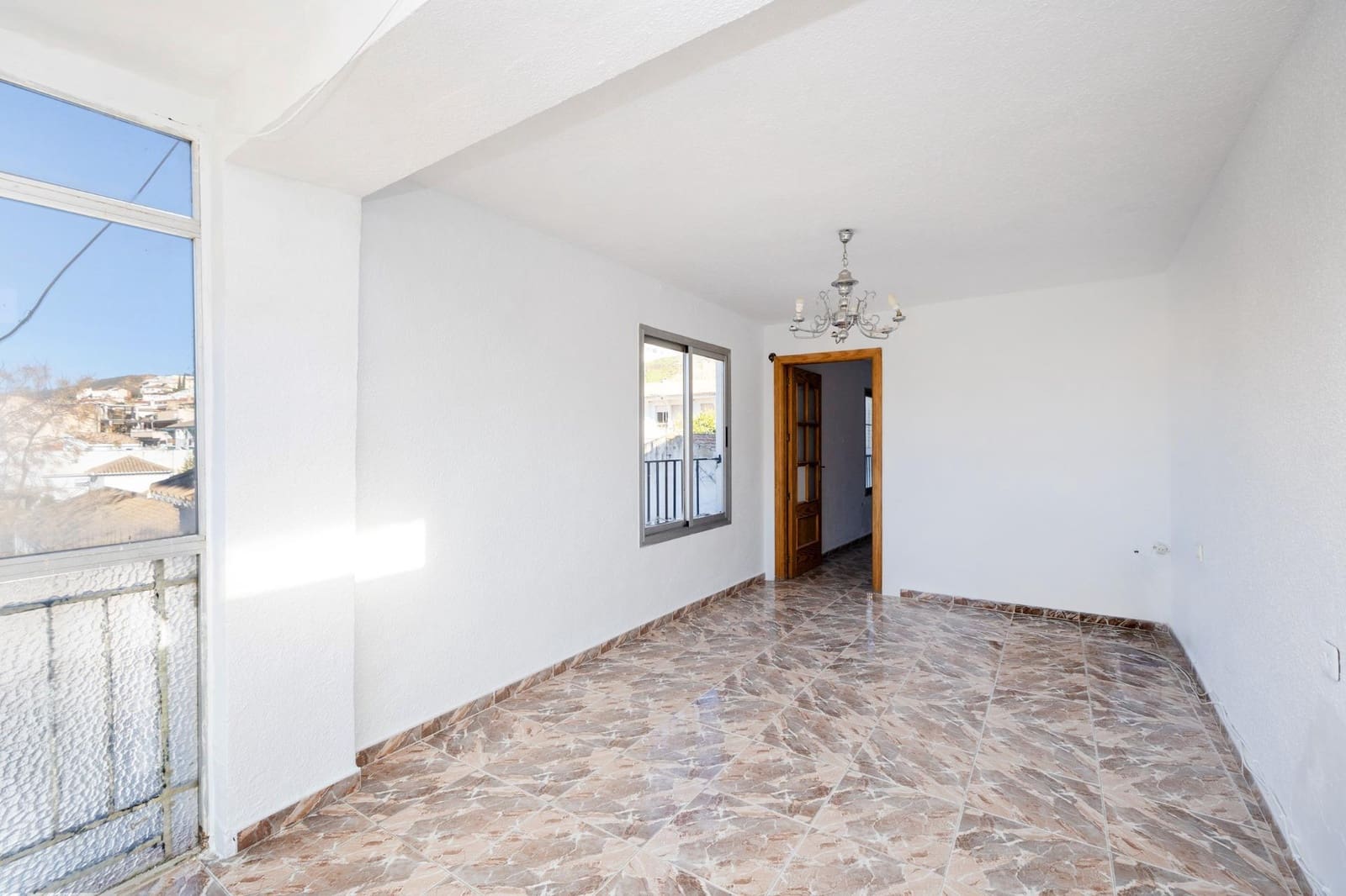 4 quarto Apartamento para venda em Cenes de la Vega - 119 900 € (Ref: 10038117)