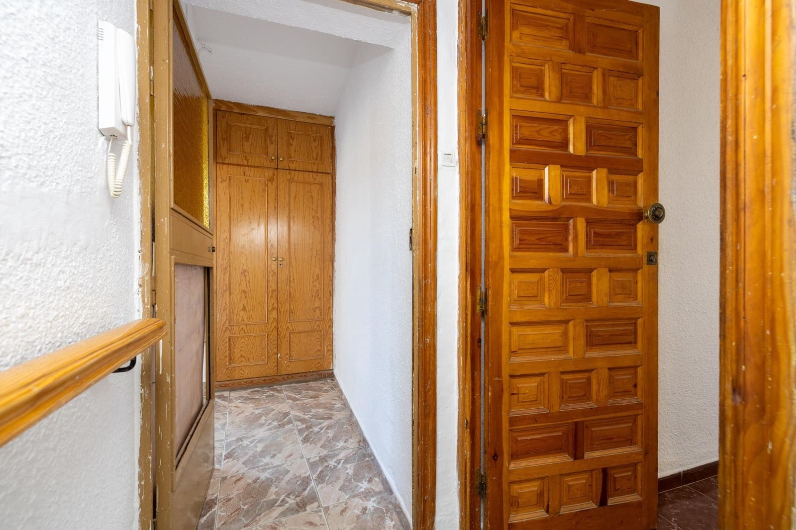 4 quarto Apartamento para venda em Cenes de la Vega - 119 900 € (Ref: 10038117)