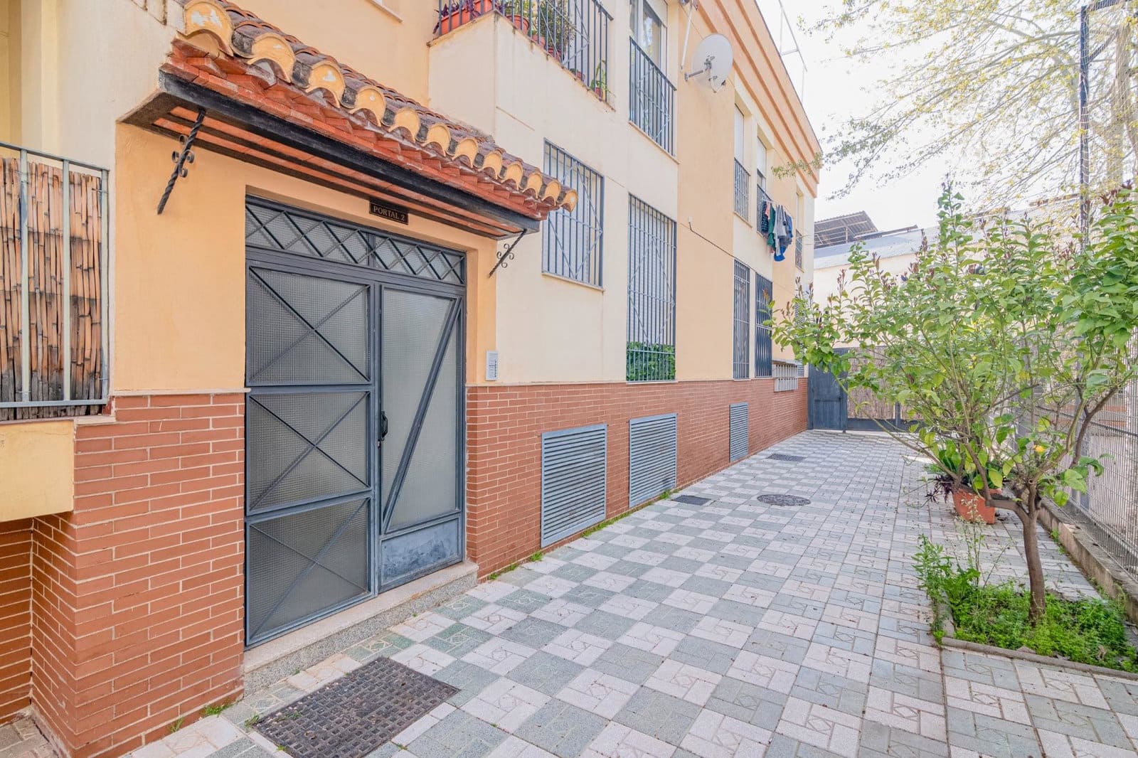 3 bedroom Apartment for sale in Pulianas with garage - € 155,000 (Ref: 10044745)