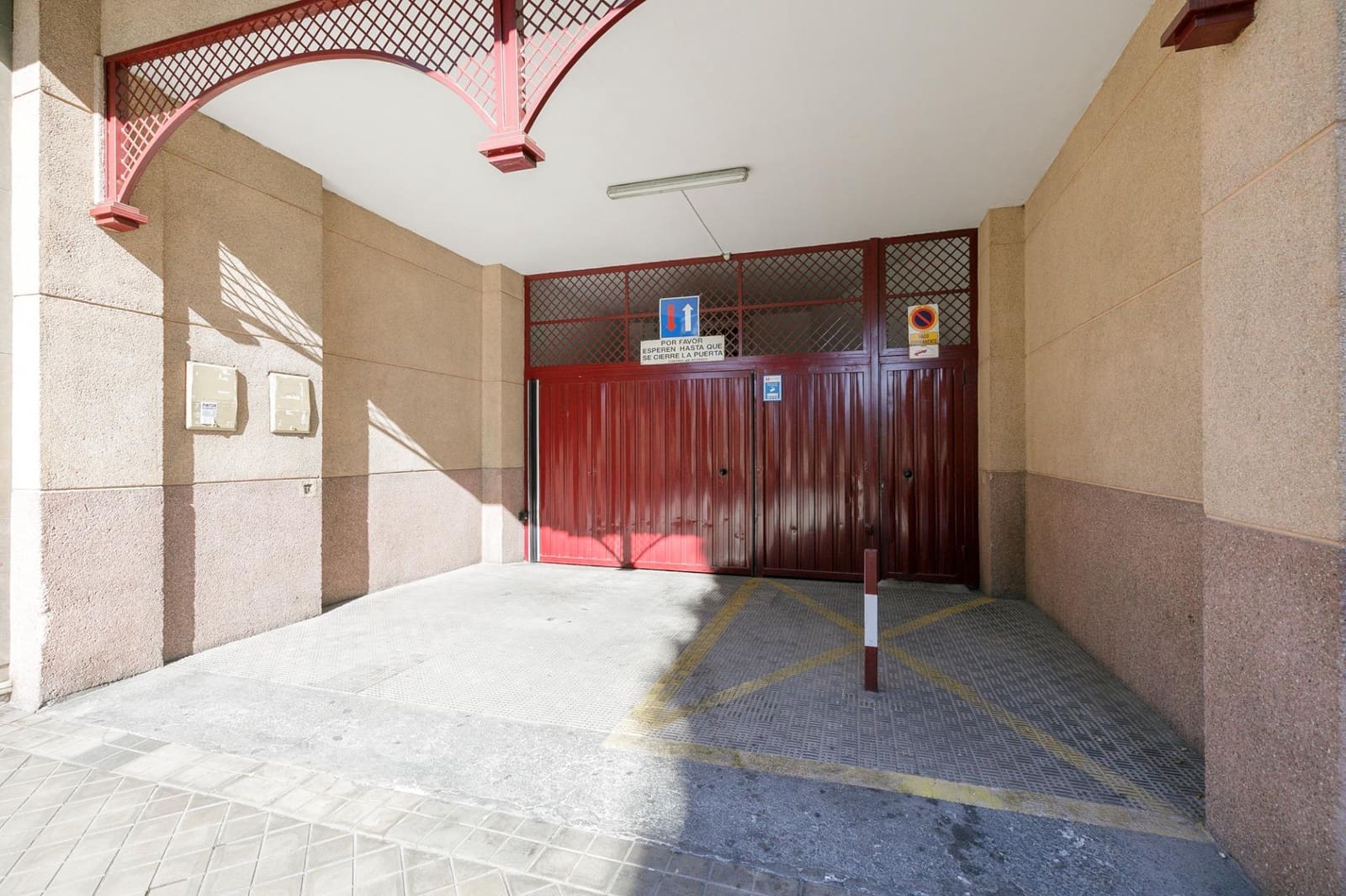 2 sovrum Lägenhet till salu i Granada stad med garage - 289 000 € (Ref: 10047058)