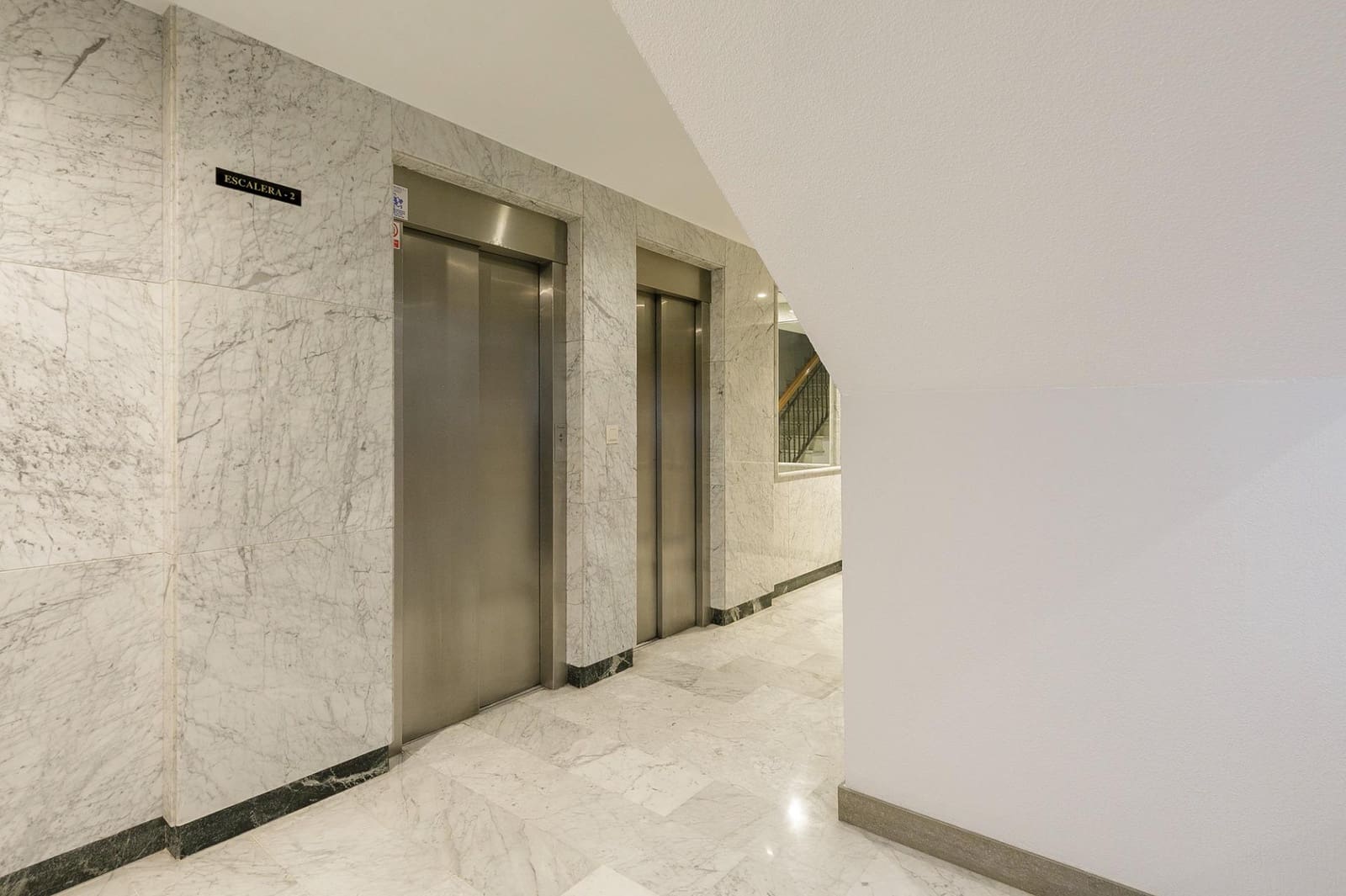 2 sovrum Lägenhet till salu i Granada stad med garage - 289 000 € (Ref: 10047058)