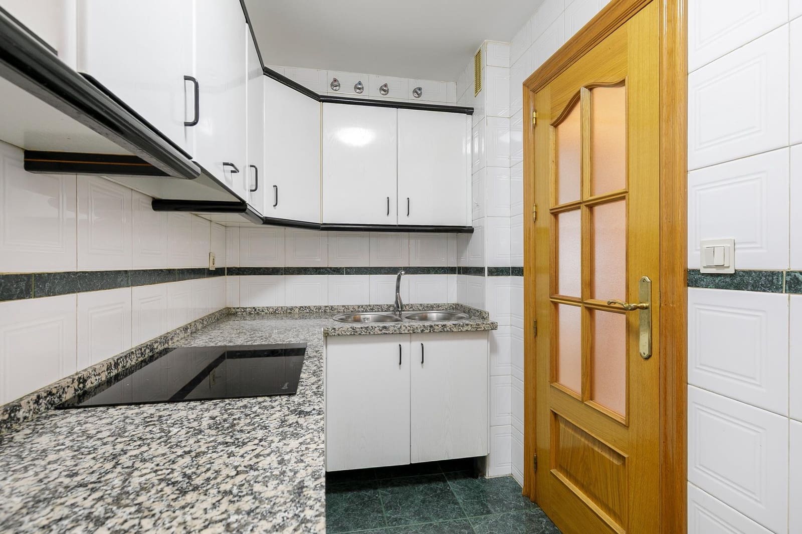 2 sovrum Lägenhet till salu i Granada stad med garage - 289 000 € (Ref: 10047058)