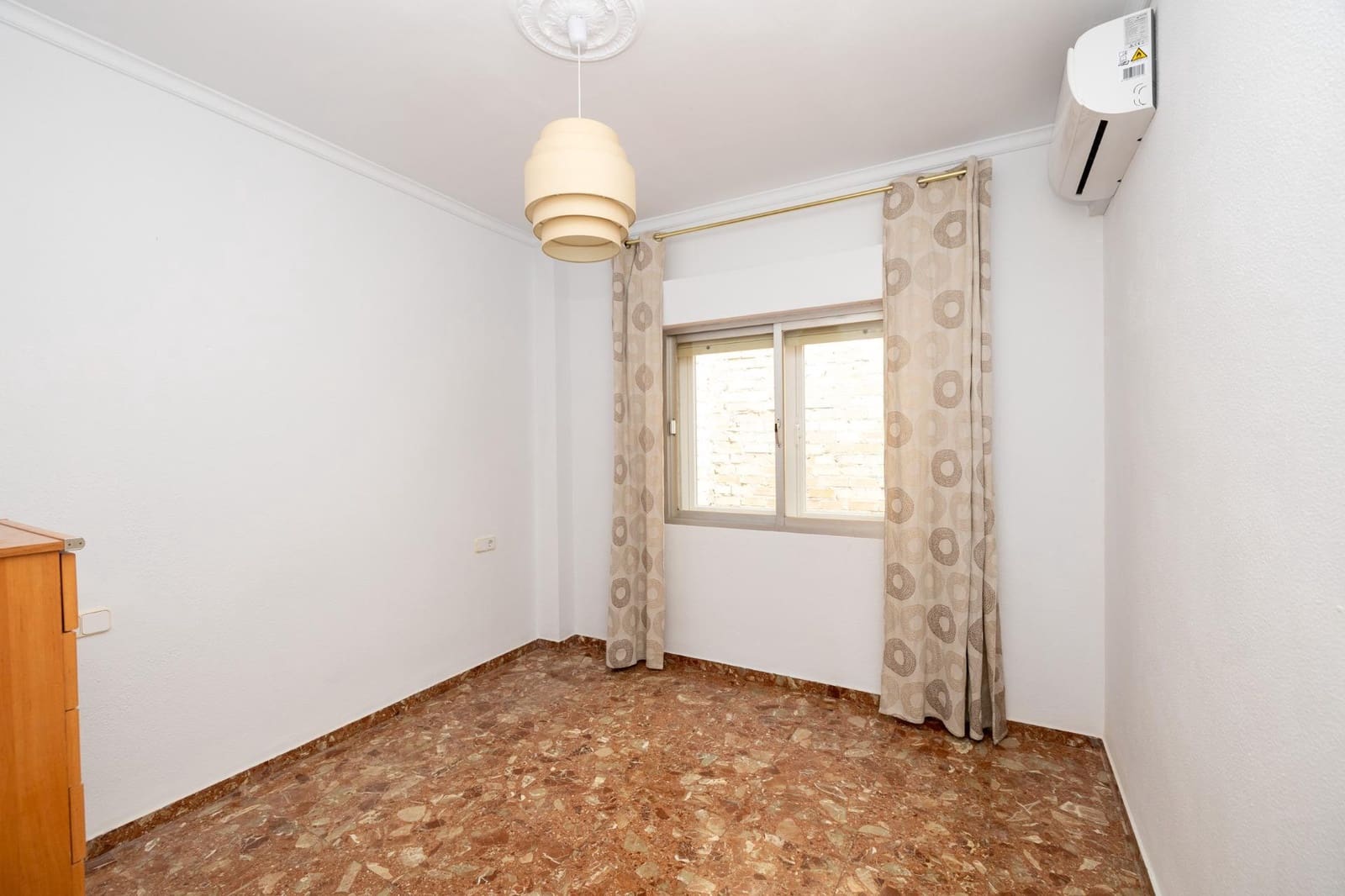 3 bedroom Villa for sale in Armilla with garage - € 235,000 (Ref: 10047059)