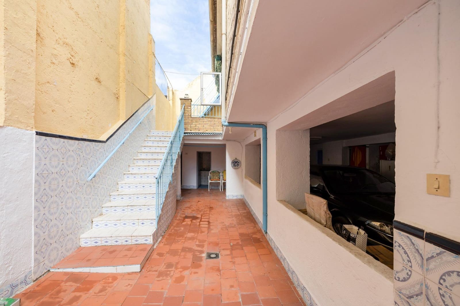 3 bedroom Villa for sale in Armilla with garage - € 235,000 (Ref: 10047059)